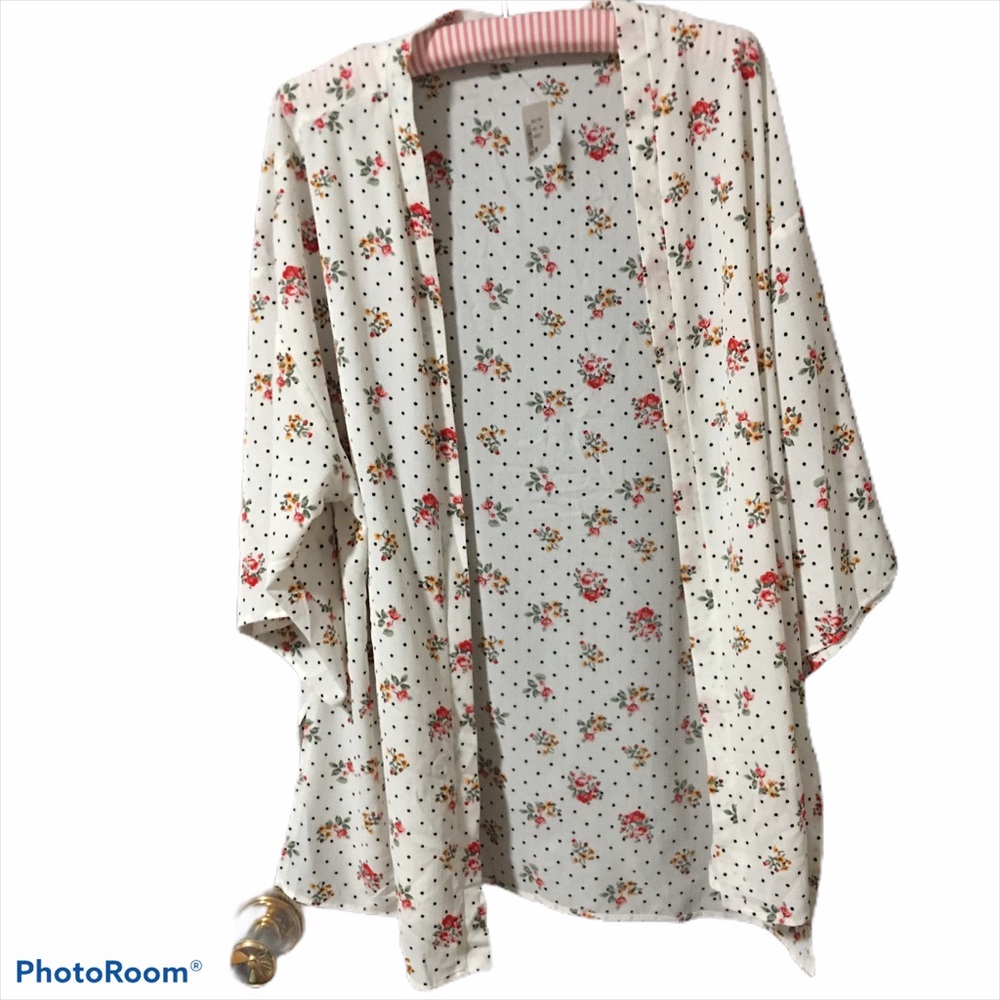 Pretty Floral Kimono